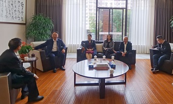 共話客家情誼，探尋合作新篇|河源市客家聯(lián)誼會代表到廣東霸王花集團(tuán)走訪交流